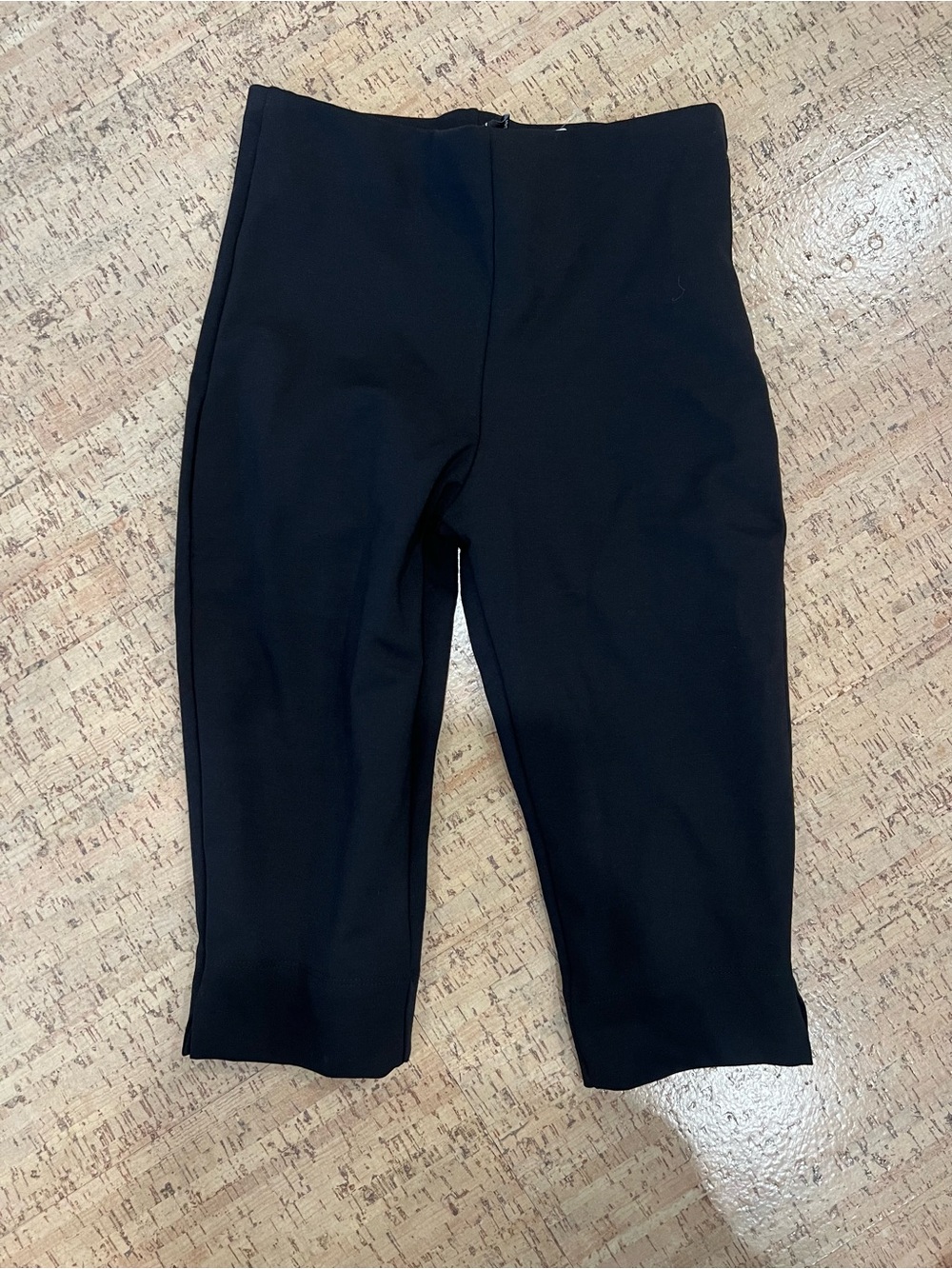 NWT Windsor Black High Waisted Capri Leggings Size S